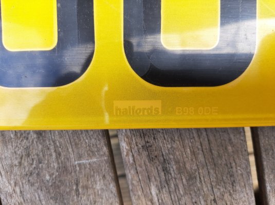 Halfords chrome deals number plate surround