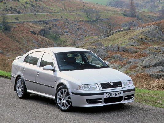 skoda_octavia_2001_pictures_1.jpg