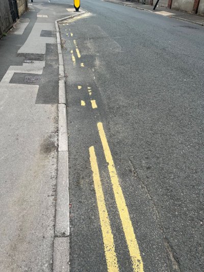 Broken double yellow line myth ? | General Discussion | MBClub UK ...