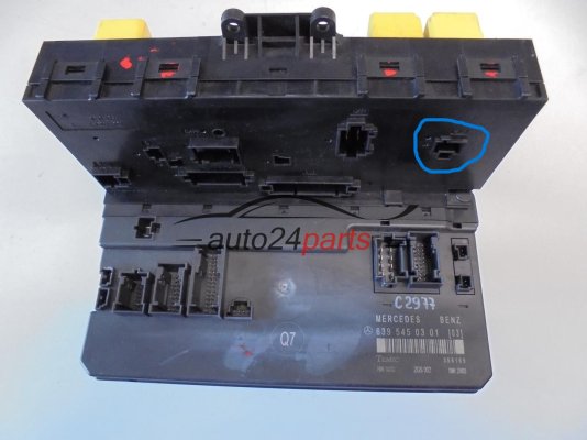 Vito fuse box.jpg