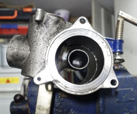 W210 320CDI OM613 inlet manifold removal - swirl flaps & egr | Engine ...