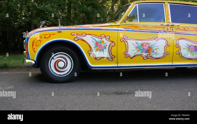 john-lennons-wildly-painted-psychedelic-rolls-royce-car-TRAAFG.jpg