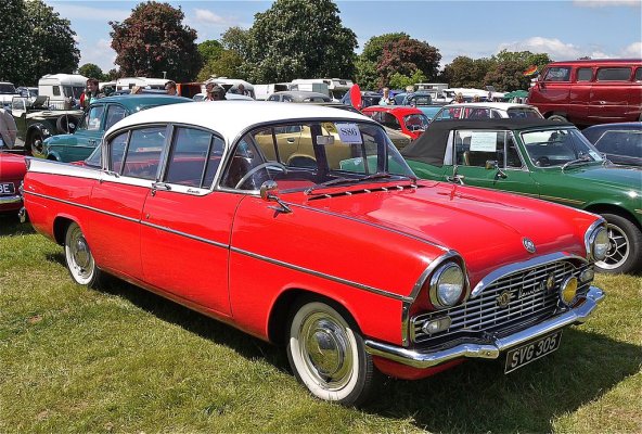 Vauxhall_Cresta_PA_1961_-_Flickr_-_mick_-_Lumix.jpg