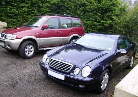 CLK COUPE & TERRANO .JPG