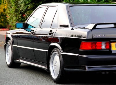 Mercedes 190 E 2.5 16v 1989.jpg4.jpg