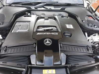 E63s Engine.jpg