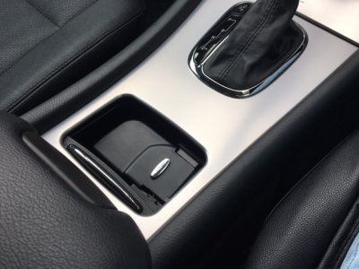 Mercedes w203 cup deals holder