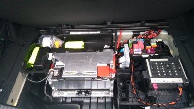 W205 C300h Battery in boot.jpeg