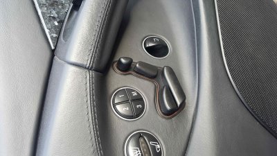 Seat adjustor.jpg