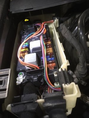 fuse box.jpg