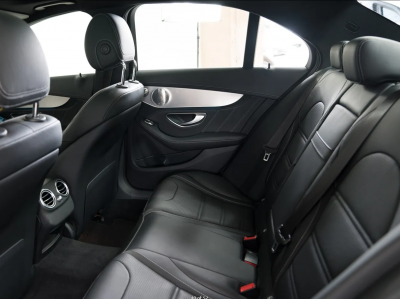 C63 AMG Rear Seats.png