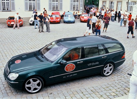 S-class Estate green.jpg