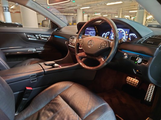 CL-interior.JPG