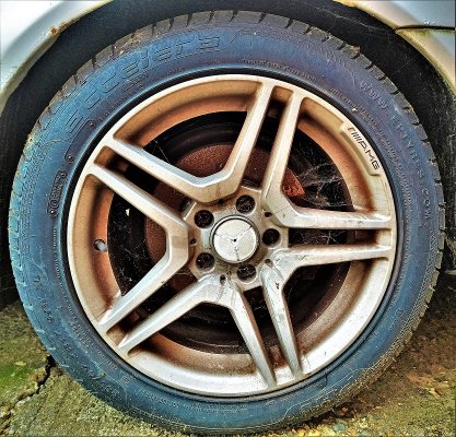 Rear Nearside Wheel.jpg