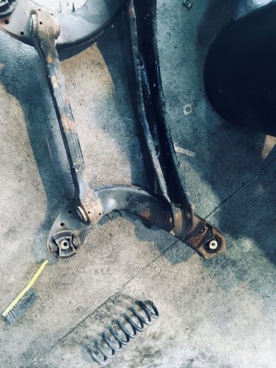 Rotten subframe 2.jpg