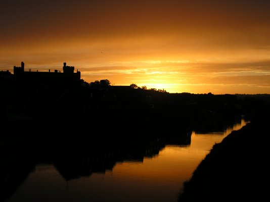 108. Sunrise - Arundel castle & River Arun.JPG