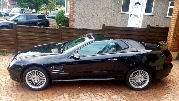 SL55 AMG.jpg