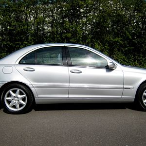 2001 C240