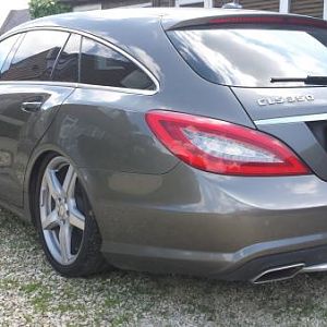 CLS Shooting Brake