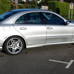 E55 04 AMG in Silver