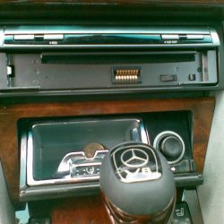 Screen and V8 Gear Knob
(Thanks to Sp!ke for the ashtray)