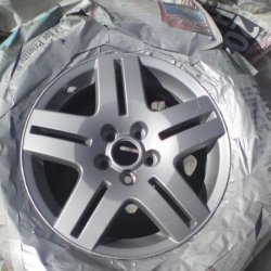 VW alloy refurb, silver paint