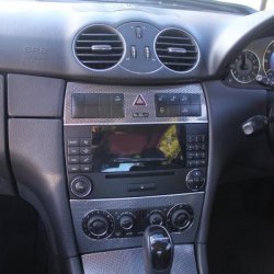 Complete 'facelift' of the interior. Dashboard had to be removed in order to fit a new cage. Once the cage was installed I replace the upper switchgea