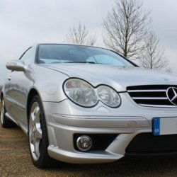 CLK63 AMG Front bumper with Carbon Wrap central cut out