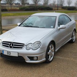 CLK63 AMG Front bumper with Carbon Wrap central cut out