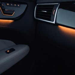 Ambient lighting in W166