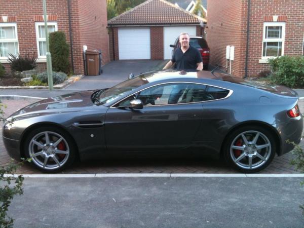 11 10 01 aston vantage aw