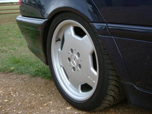 17" AMG alloys with lip painted.