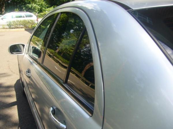 Chrome edged window trim (from 2005+ facelift)