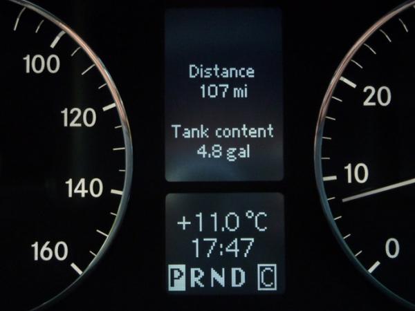 Digital fuel gauge