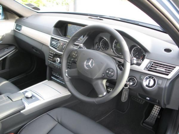 E 350 CDI Sport Dashboard