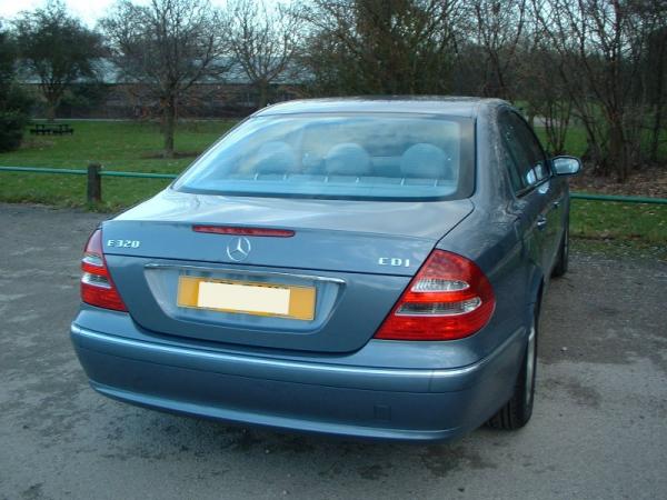 E320 CDI 2003 Rear