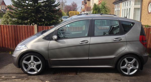 Genuine 169 Alloys 18" with Continental SP2 rubber all around