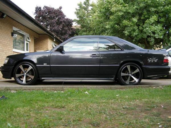 GFP2 Summer 2008, new wheels & clean (yes the door looks odd, no real idea why)