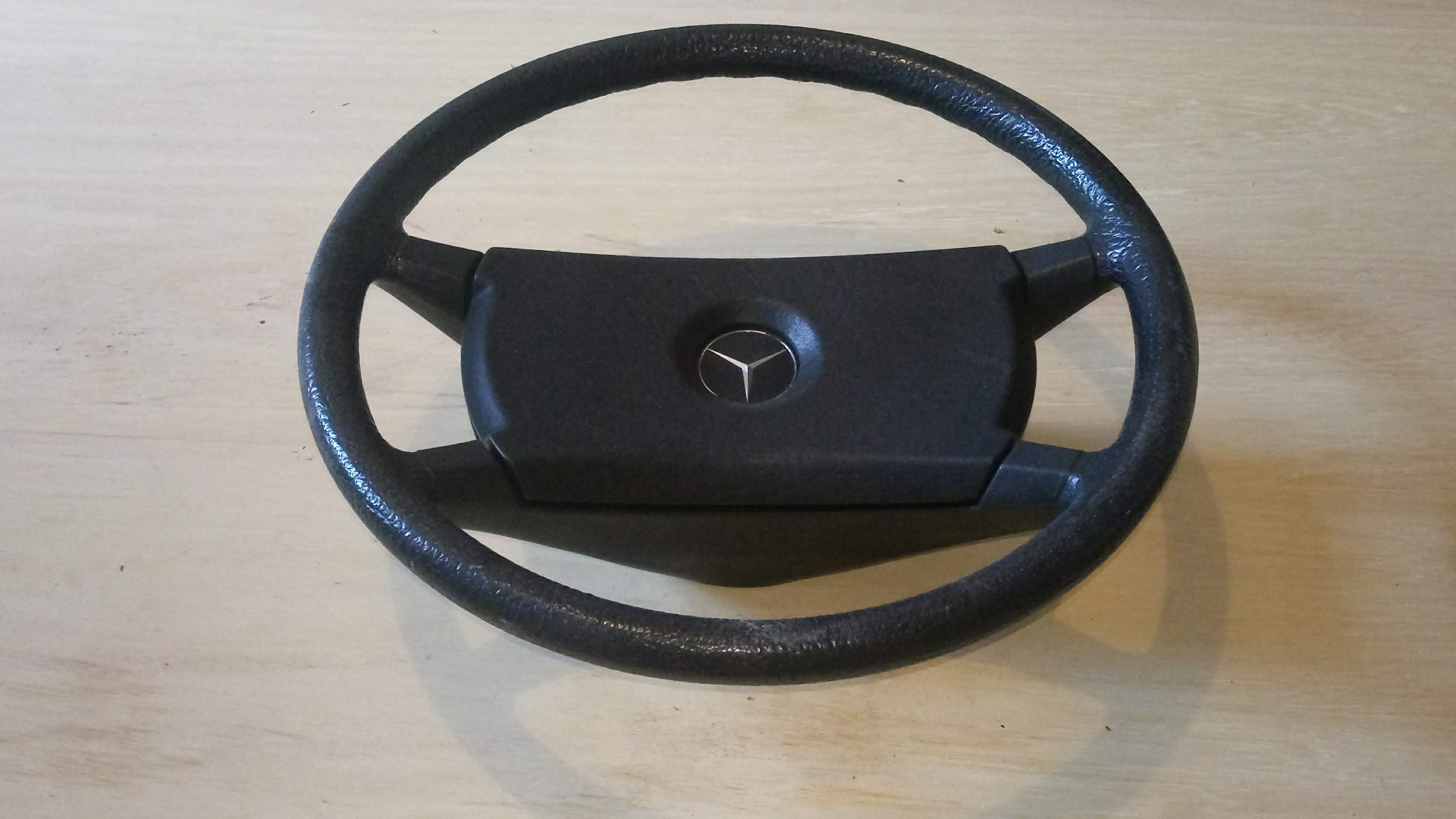 W123 steering wheel (Not C124 wheel but will fit)