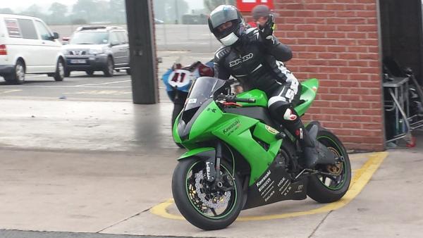 ZX10R at Oulton Park